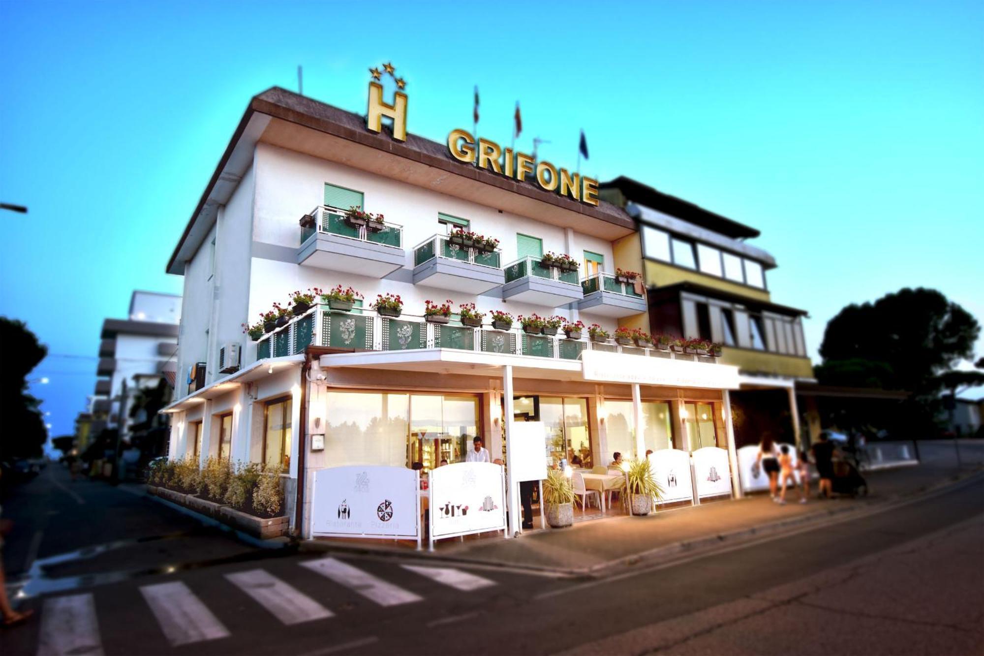 Hotel Grifone Lido di Jesolo Exterior foto